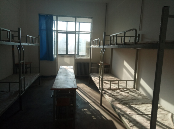蘭州工商學(xué)院宿舍條件怎么樣,有空調(diào)和獨立衛(wèi)生間嗎？（附宿舍圖片）